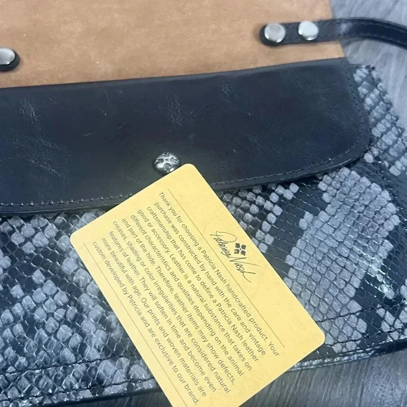 PATRICIA NASH Cassano Italian leather Smoke Python Like New Purse - Picture 9 of 11